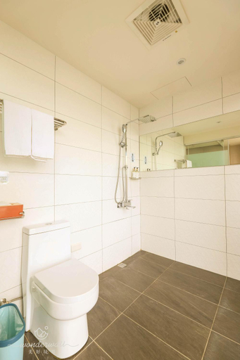 Bathroom 4, Wonderwall, Yilan