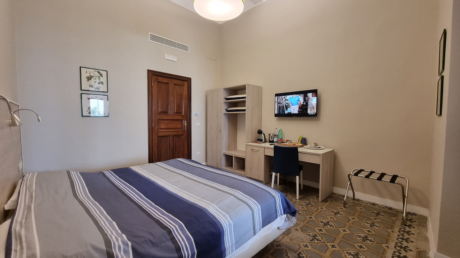 Bedroom 14