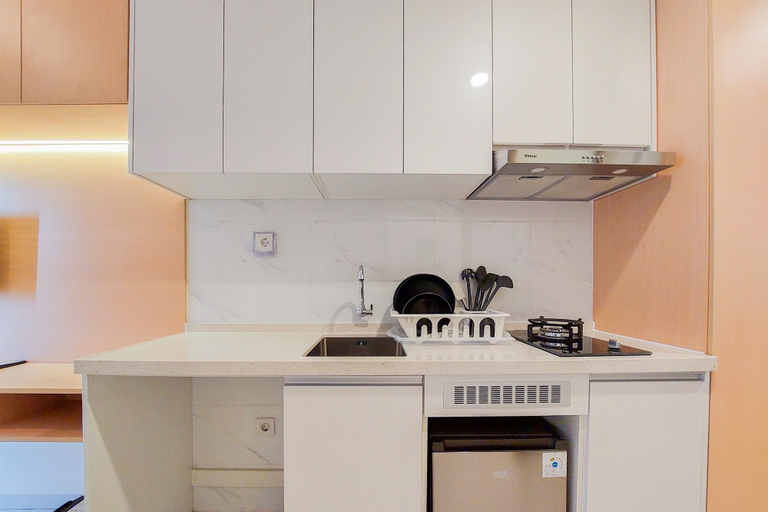 Others 4, Relaxing Studio At Sky House Alam Sutera Apartment, Tangerang