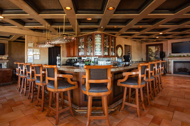 Food & Drinks 5, Ocean Lodge Resort, Glynn