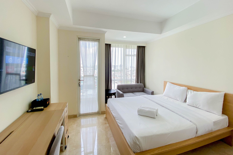 Modern Look Studio Room Menteng Park Apartment, Central Jakarta