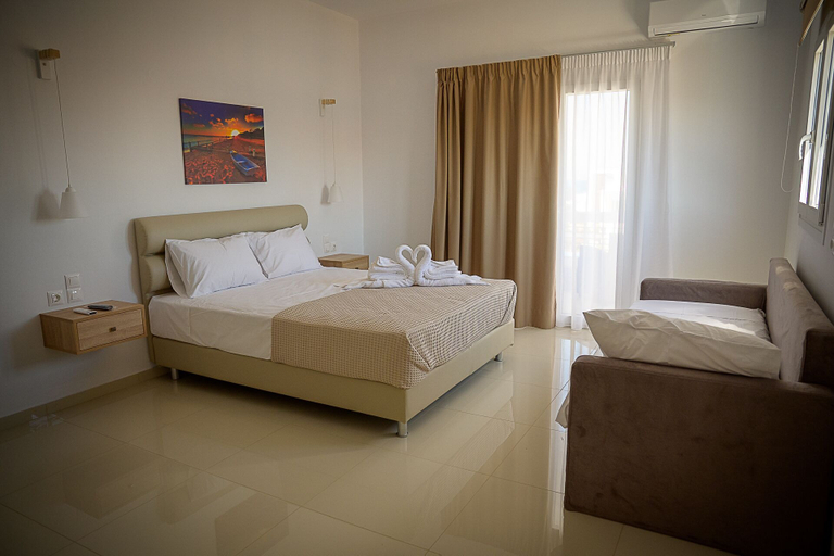 Bedroom 5, Sunsea studios, Crete