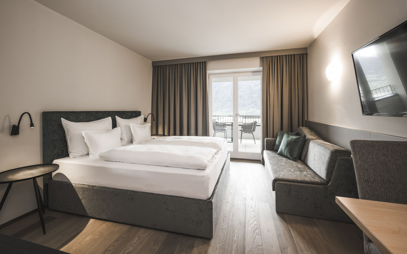 Bedroom 3, SomVita Suites Restaurant SomVino, Bolzano