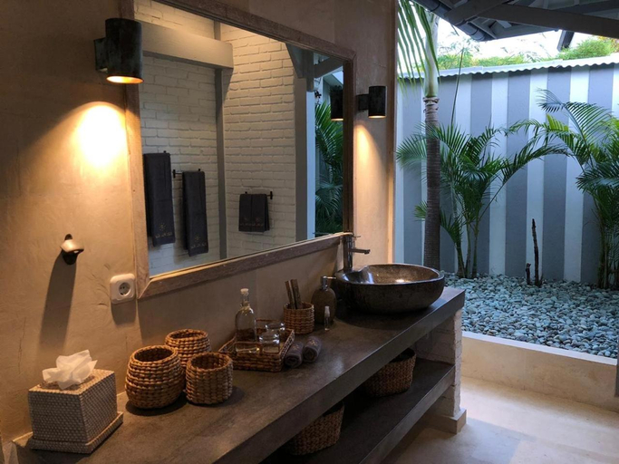 Bathroom 3, Hari Indah Boutique Hotel & Spa, Badung