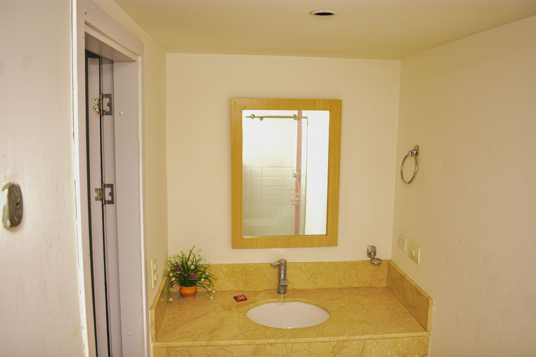 Bathroom 4, Hotel Isla Capri, Cartagena de Indias
