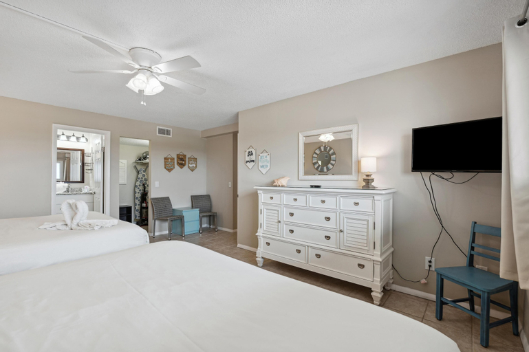 Bedroom 24
