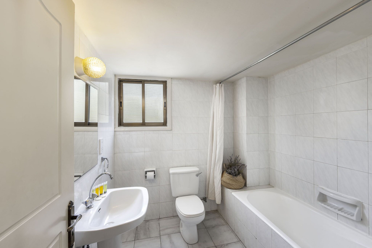 Bathroom 5, Stephanos Hotel Apts