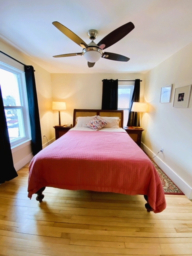 Bedroom 3, Auberge Le Sunshine - Café-bistro, Memphrémagog