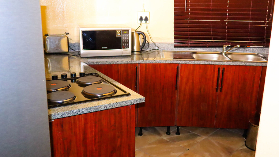 Others 4, Self Catering Chalets - Manyeleti, Ehlanzeni