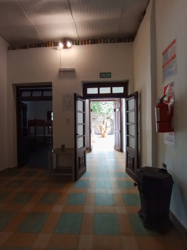 Others 4, casa nuestra hostal, Capital
