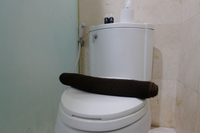 Bathroom 4