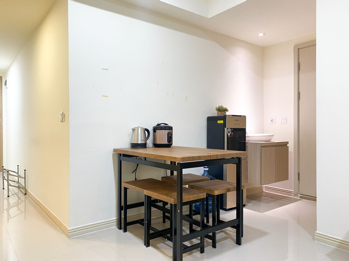 Dining Room 4