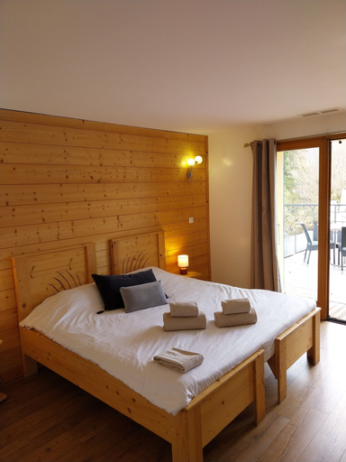 Bedroom 3, Auberge de Portout, Savoie