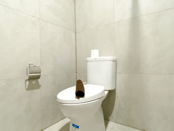 Bedroom 5, Cozy Studio Room Apartment At Pollux Chadstone, Cikarang