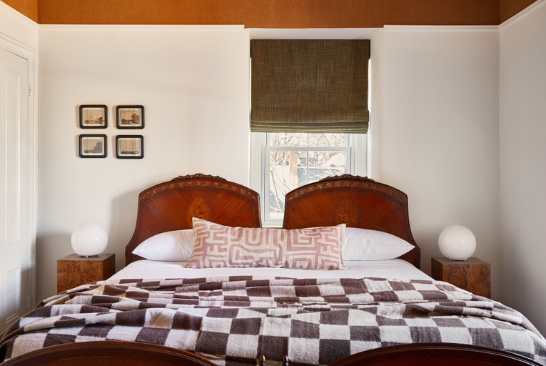 Bedroom 4, Blind Tiger Portland – Carleton Street, Cumberland