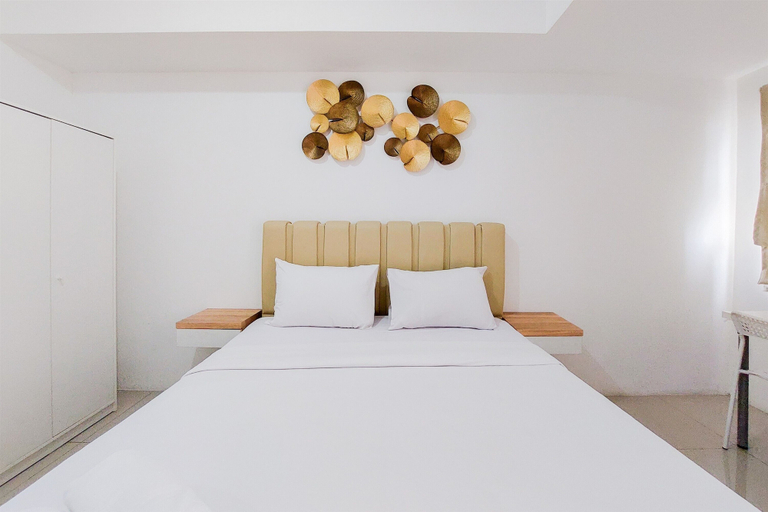 Bedroom 4, Warm And Cozy Stay Studio Baileys Apartment, South Tangerang