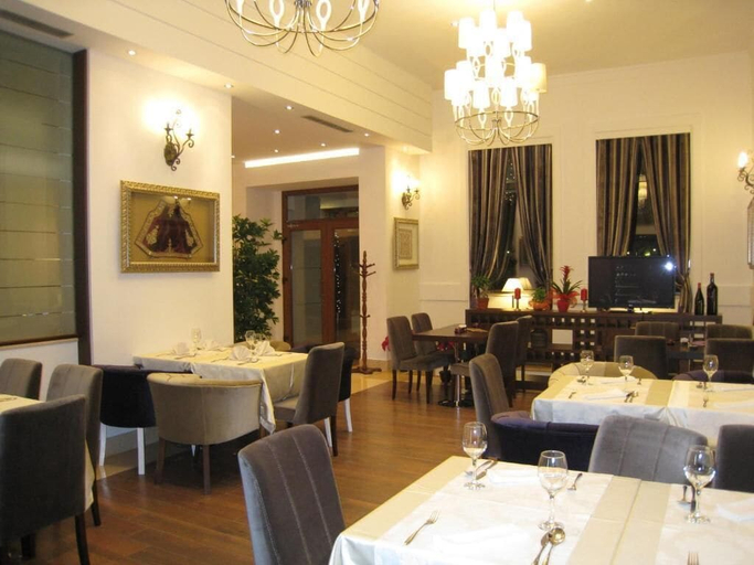 Food & Drinks 5, Hotel Boutique Kotoni, Tiranës