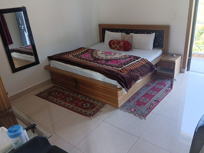 Bedroom 2, Shadhna Holiday Homes, Nainital