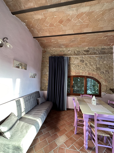 Bedroom 3, Borgo Tignano, Pisa