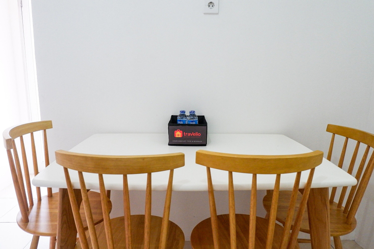 Dining Room 6