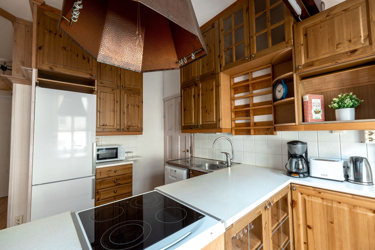Private kitchen 4, 2ndhomes Bright 125m2 4BR Center Apt, Uusimaa