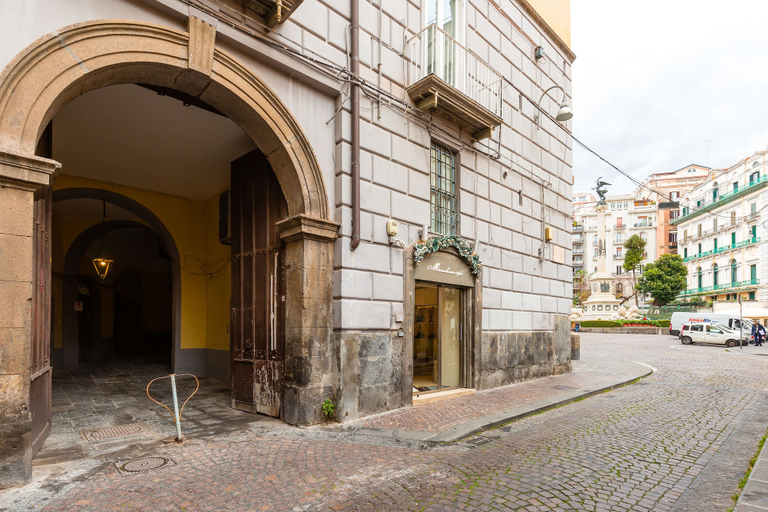 Exterior & Views 2, Residenza Partanna by Napoliapartments, Napoli