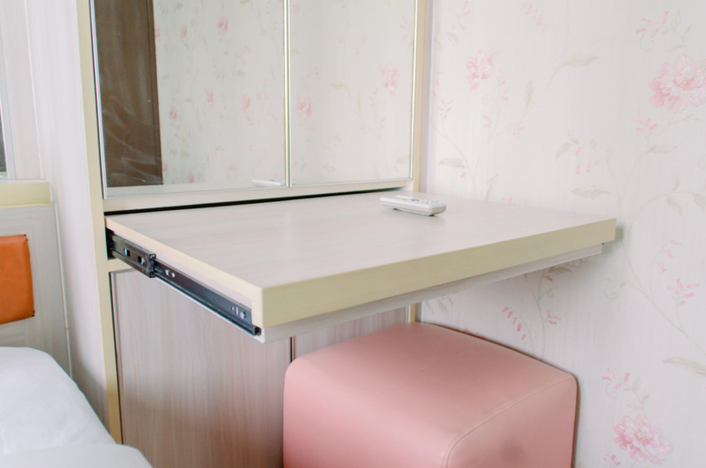 Bedroom 2, Elegant And Modern 2Br At Sunter Park View Apartment, North Jakarta