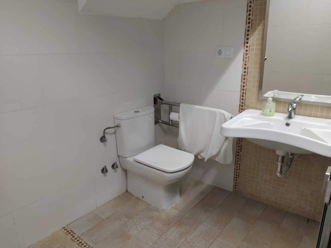 Bathroom 4, Hotel Cabo Ortegal, A Coruña