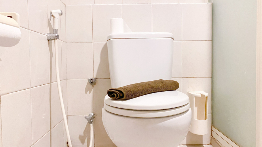 Bathroom 3, Beautiful And Homey 2Br Apartment Thamrin Residence, Central Jakarta