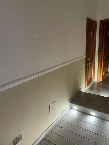 Others 3, B&B Rial, Napoli