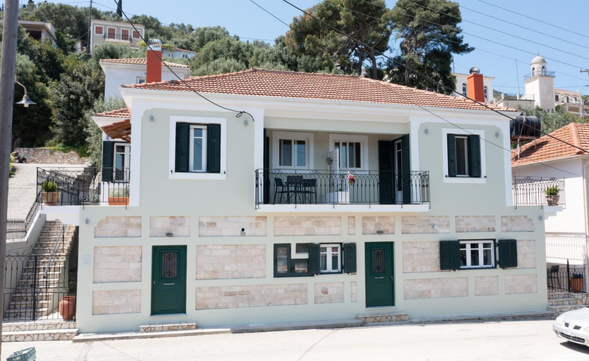 Exterior view 2, Antheon apartments, Ionian Islands