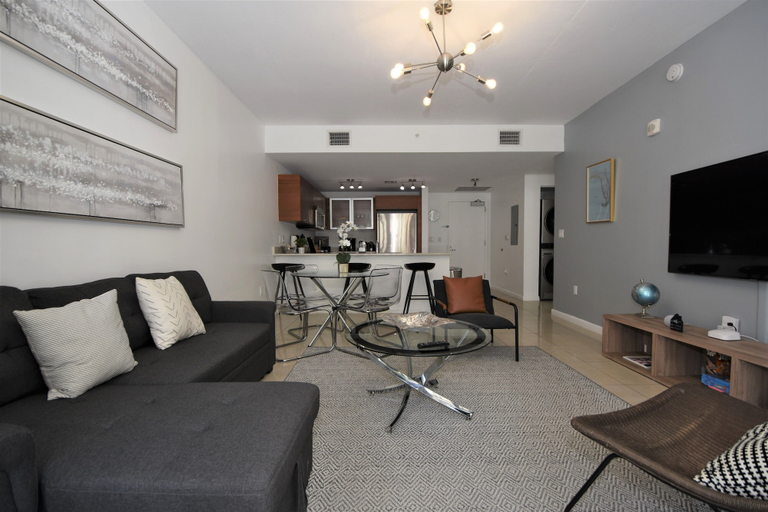 Others 5, Lovely apt in the heart Midtown, Miami-Dade