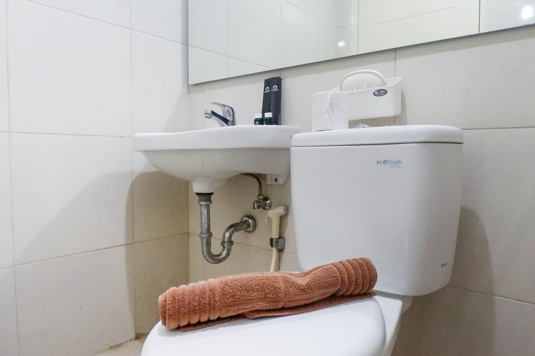 Bathroom 8