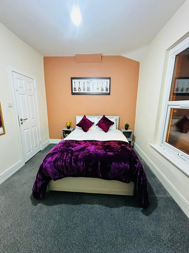 Bedroom 2, Elm Vale Lodge, Sefton