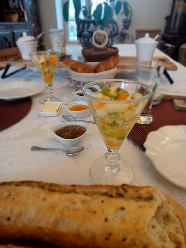 Food & Drinks 5, Chambres d'hôtes Au Bord De Loire, Nièvre