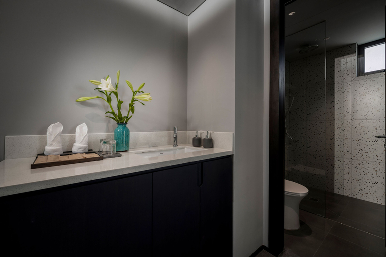 Bathroom 5, Thè HEM Hotel and Apartment, Da Nang
