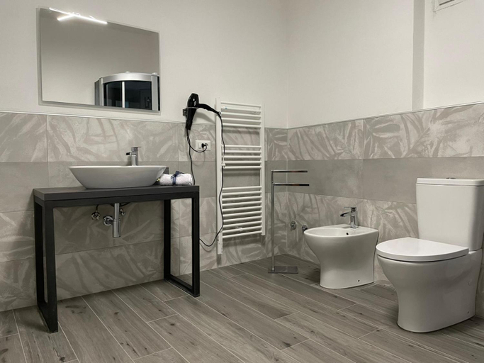 Bathroom, Opera Foresteria, Brescia