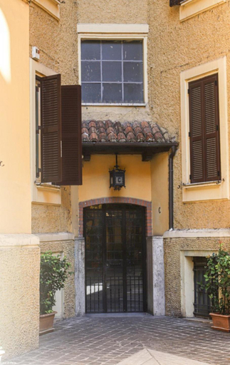Others 2, B&B La Luna nel pozzo, Rome