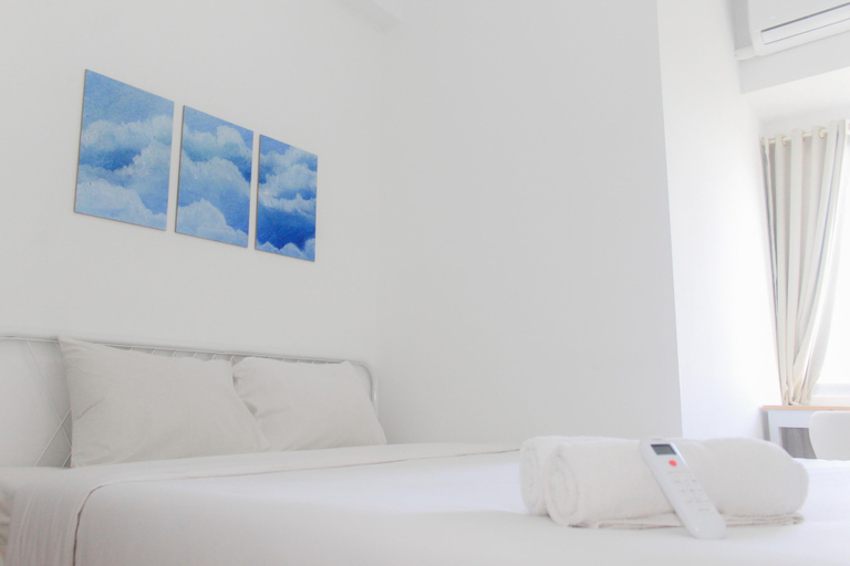 Bedroom 1, Comfortable 2BR at Emerald Bintaro Apartment, South Tangerang