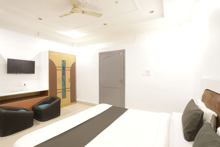 Bedroom 2, Goroomgo Hotel Hi5 Stay Bhubaneswar, Cuttack