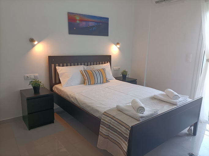 Bedroom 2, City O-Central, Attica