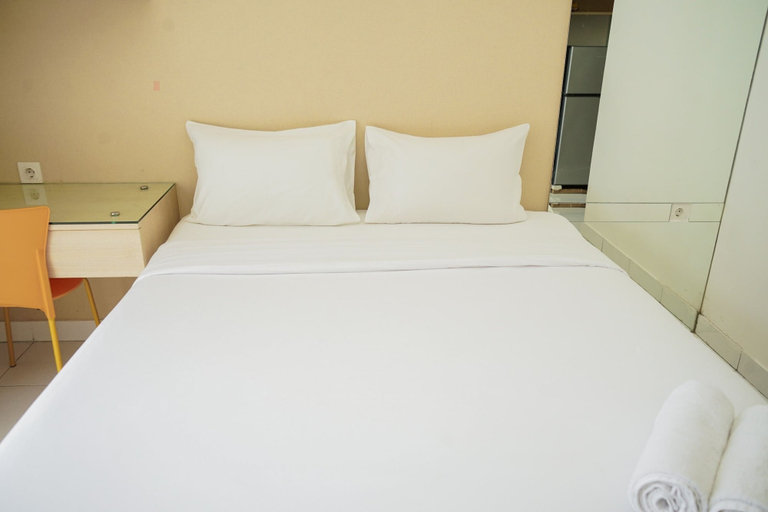Bedroom 2, Warm And Cozy Studio At Casa De Parco Apartment, Tangerang