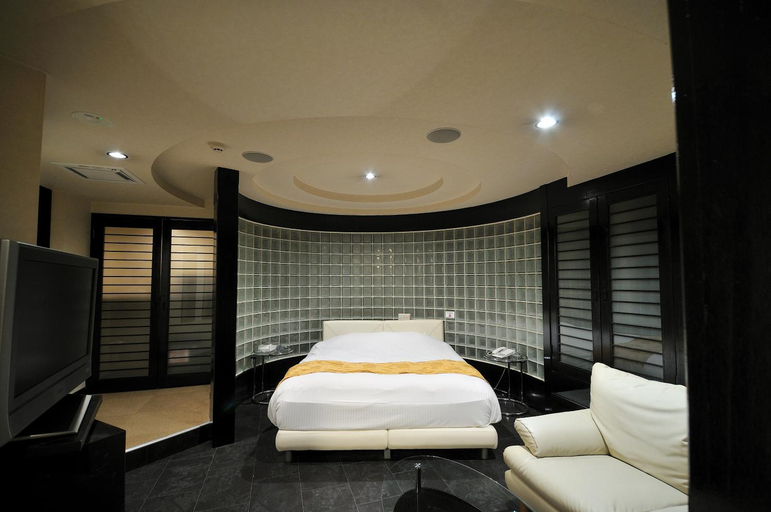 Others 3, premium resort nagoya, Nagoya
