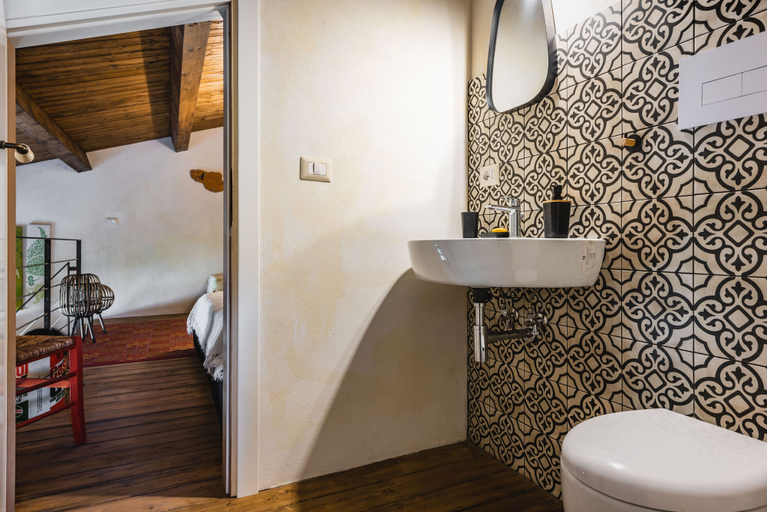 Bathroom 3, Villa Balatella by Wonderful Italy, Syracuse
