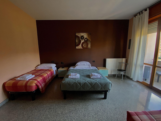 Bedroom 4, L'isola di Romy - Guest House, Milano