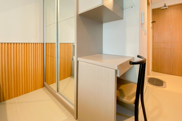 Bedroom 3, Cozy Stay Studio At Tamansari Iswara Apartment, Bekasi