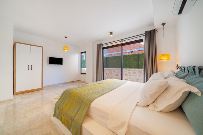 Others 3, Villa Lizya, Kaş