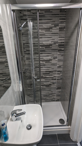 Bathroom 5, Cosy Rooms, London