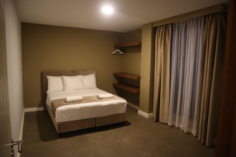 Bedroom 2, Empire 2 Marthastraat, Centrum