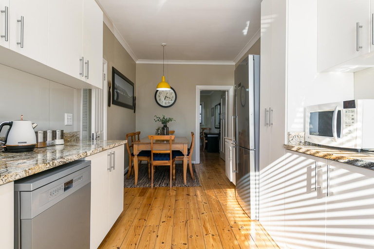 Others 3, 5 Bedroom 5 Bathroom Sea Point Villa with Secure Parking, City of Cape Town